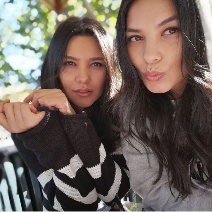 CURIOZITĂȚI••• Hazal Filiz Küçükköse